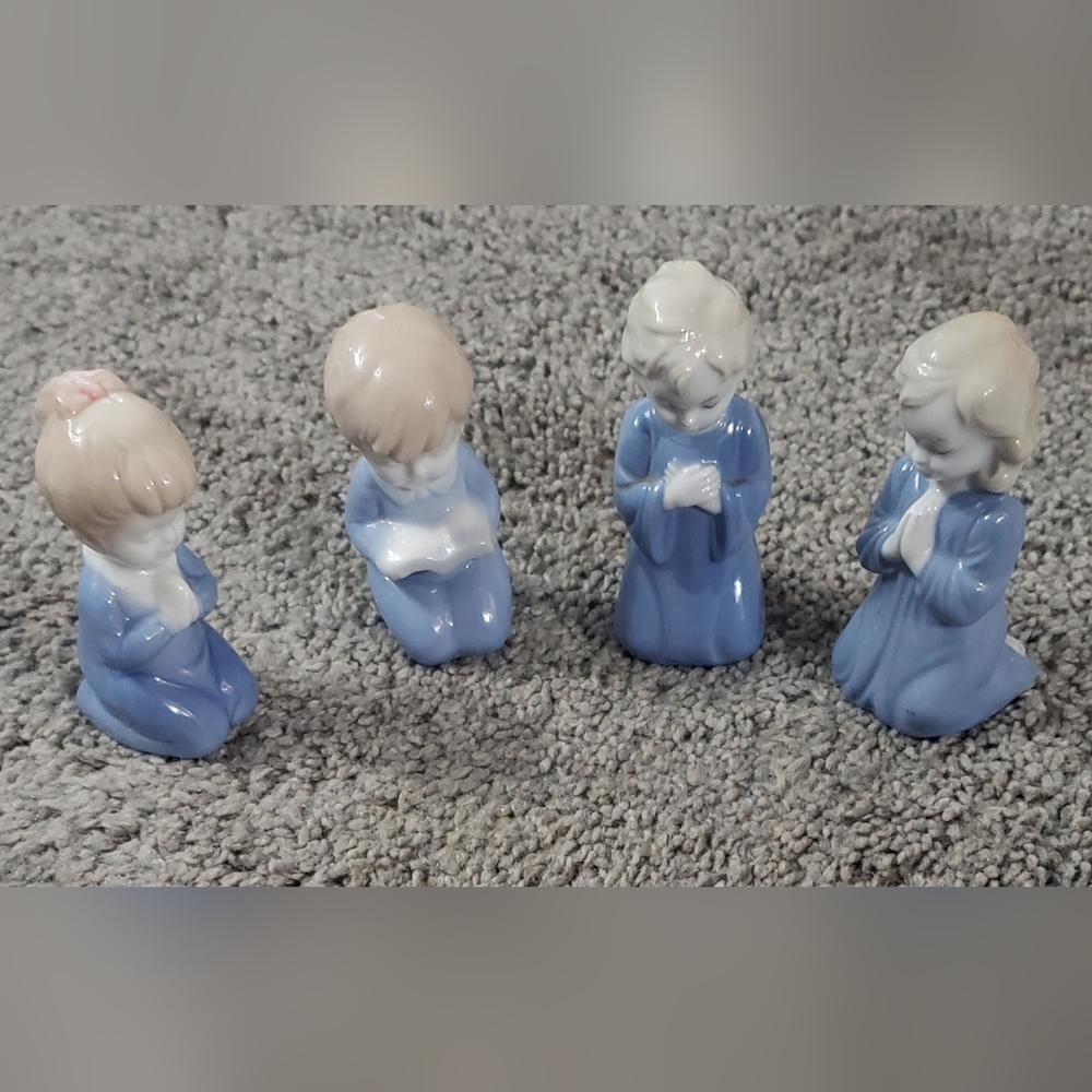 Vintage Praying Children Figures